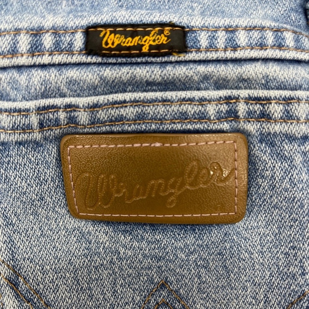 Wrangler 936DEN Cowboy Cut Slim Jeans Mens 32x32 Light Wash Distressed Vintage - Picture 4 of 8